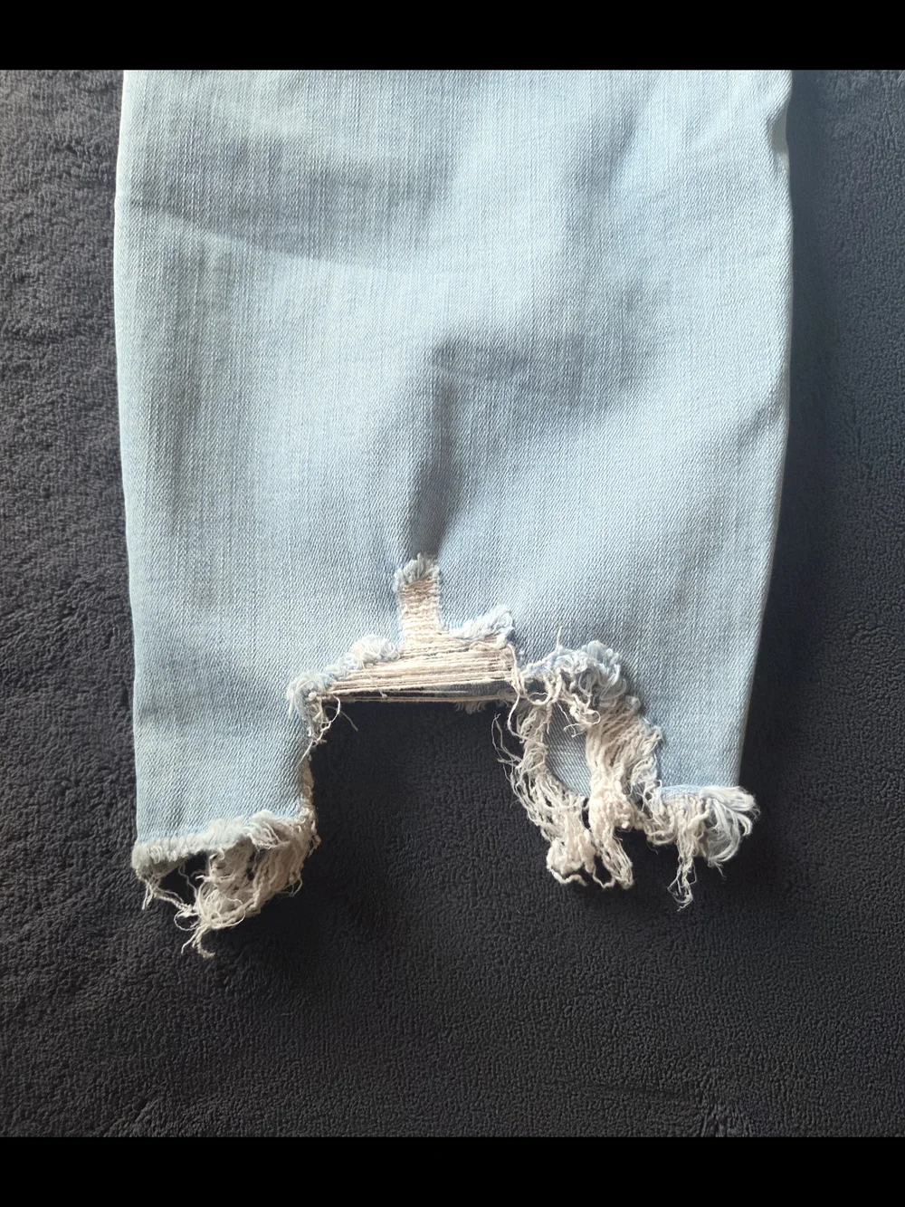 Judy Blue Light Blue Distressed Women’s Jeans - Picture 7 of 12